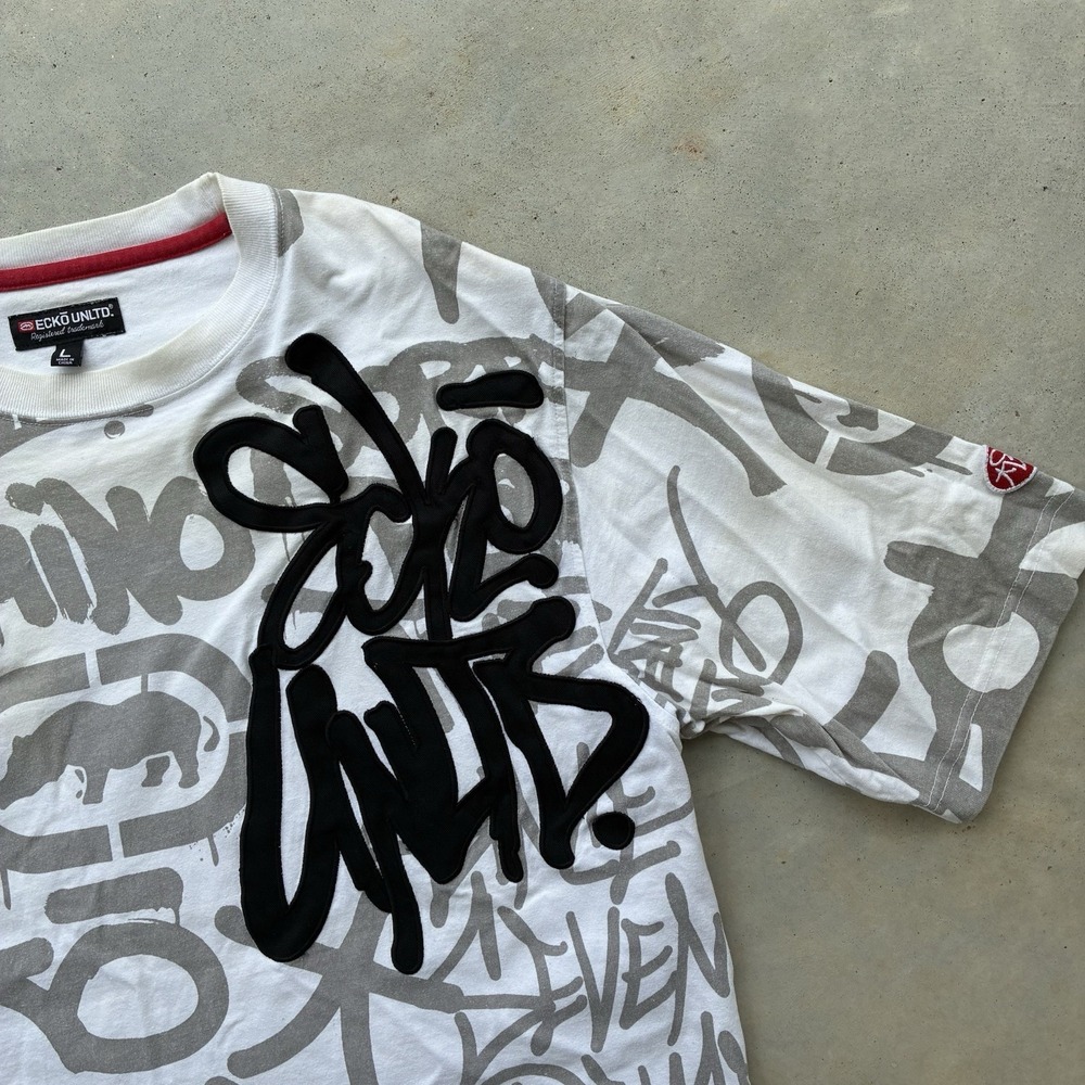 Y2K Vintage Ecko Unltd. T-Shirt White Graffiti Graphic Print Logo Skater Pinkman - Picture 2 of 7